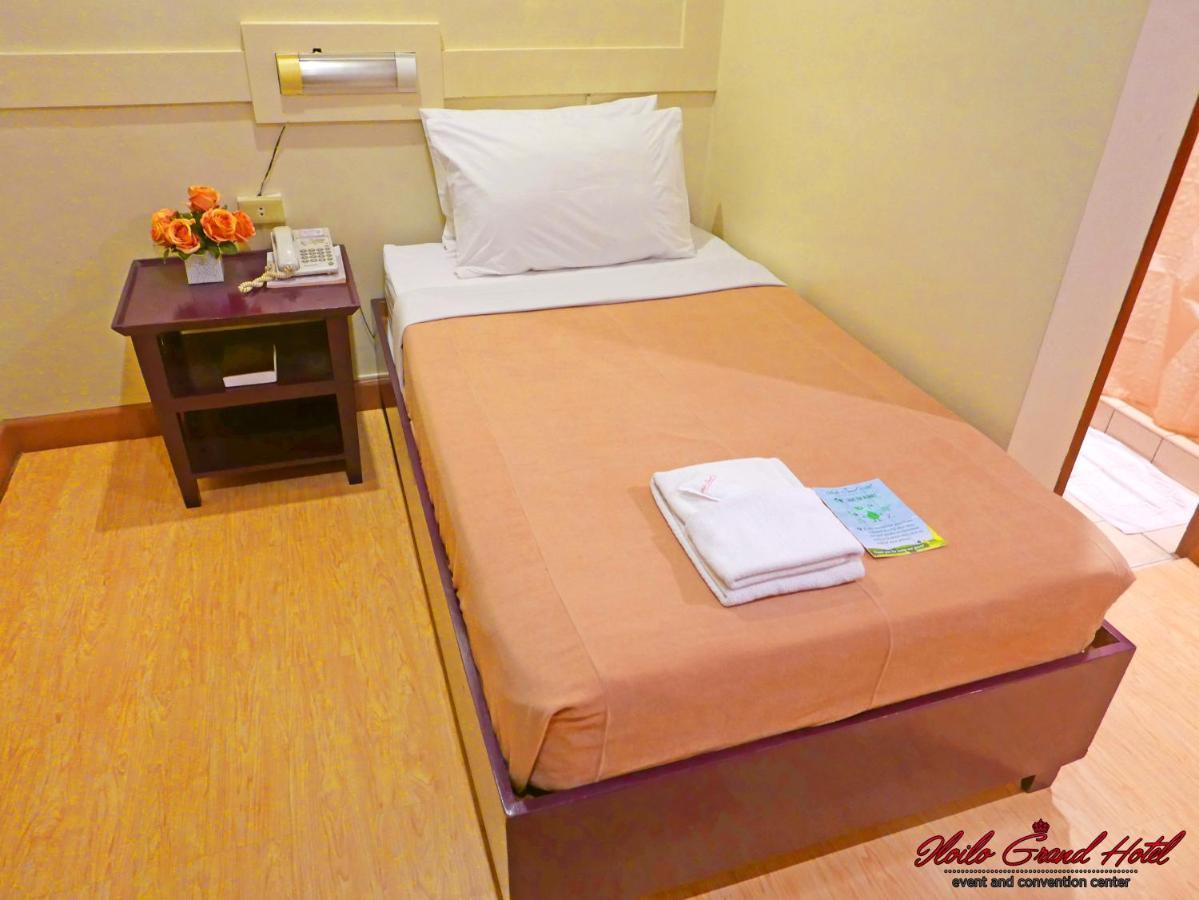 Iloilo Grand Hotel Экстерьер фото